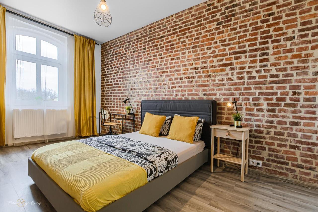 Uno Apartaments Katowice Bagian luar foto