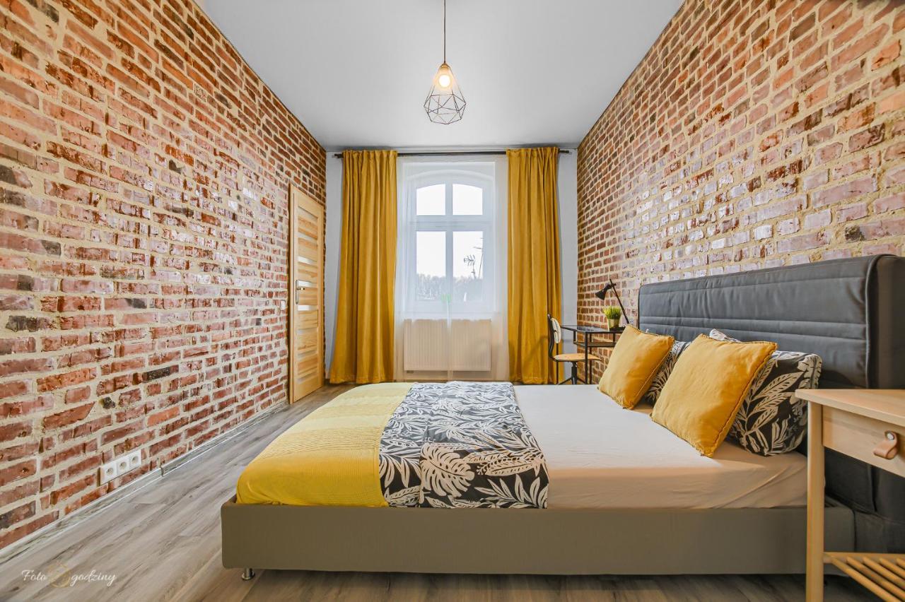 Uno Apartaments Katowice Bagian luar foto