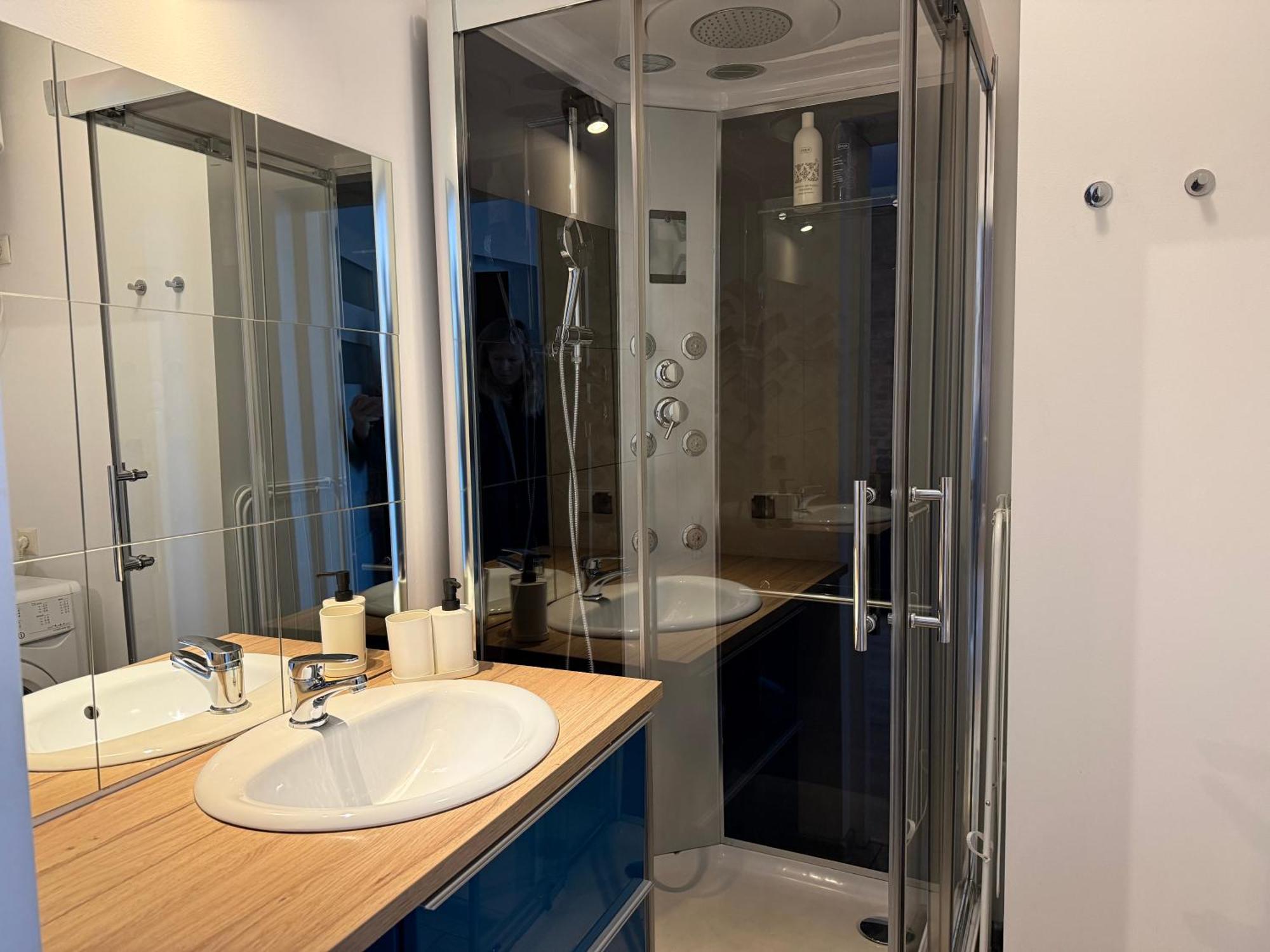 Uno Apartaments Katowice Bagian luar foto