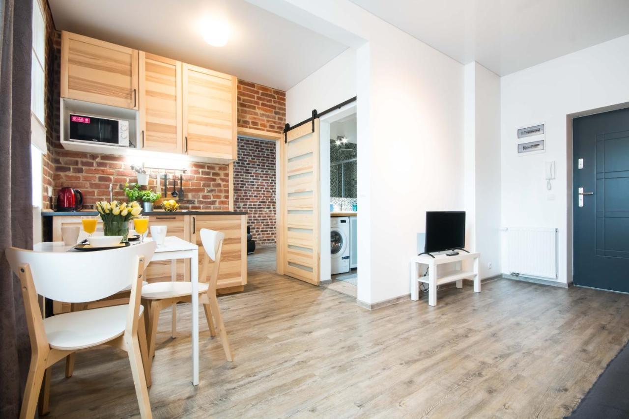 Uno Apartaments Katowice Bagian luar foto