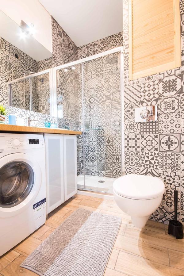 Uno Apartaments Katowice Bagian luar foto